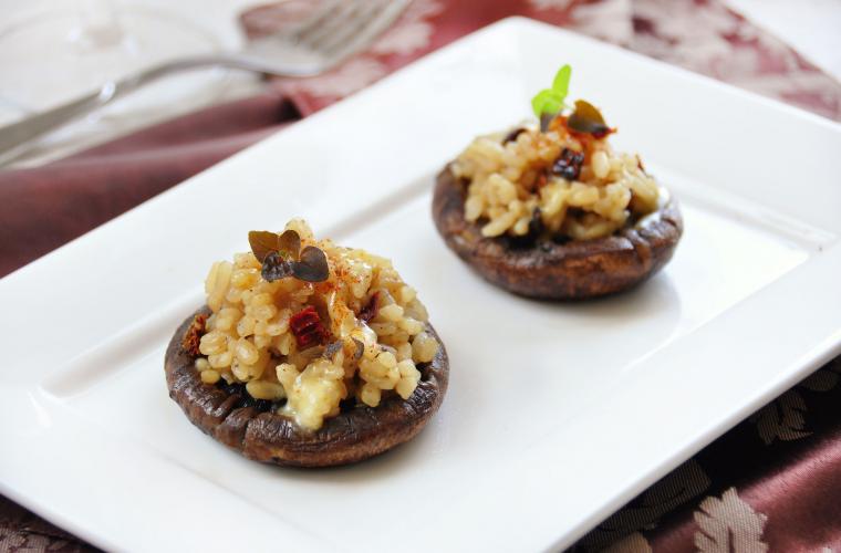 Pieczarki portobello faszerowane risotto